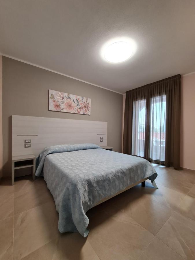 Le Anfore Di Nora Domo Pula Buitenkant foto