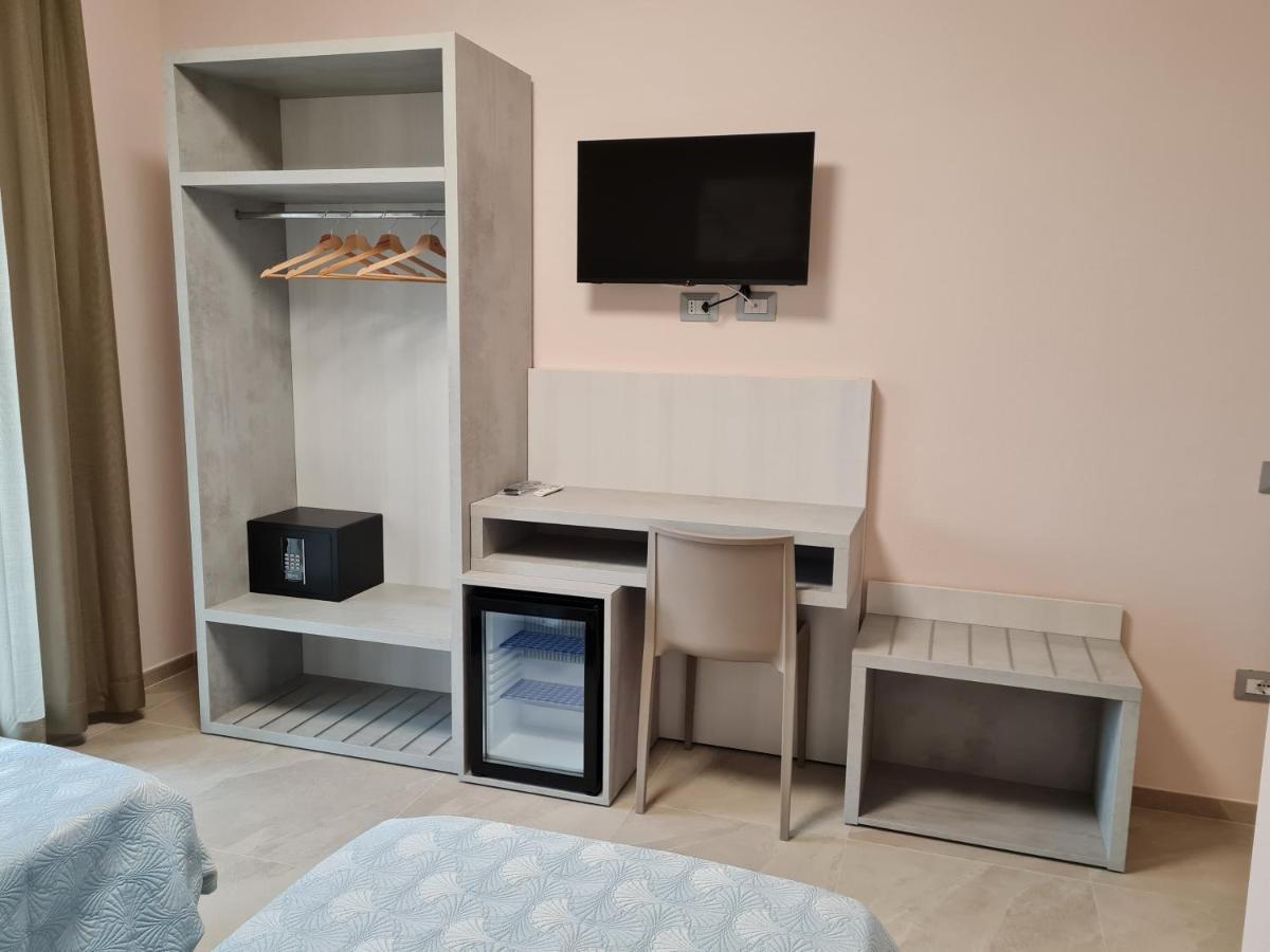 Le Anfore Di Nora Domo Pula Buitenkant foto